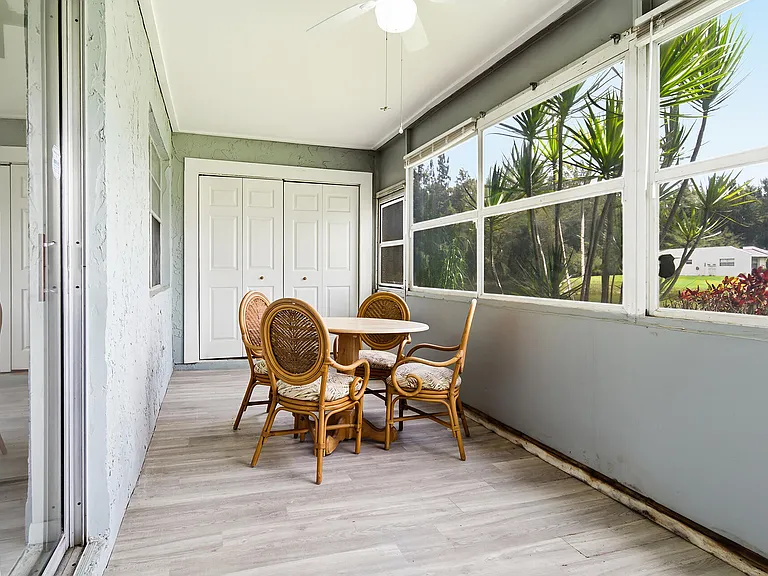 232 Lake Meryl Dr — Photo 26