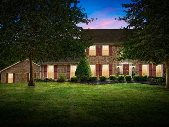 419 Stonemeadow Rd, Clarksville, TN 37043