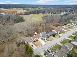 664 Deer Ridge Dr, Clarksville, TN