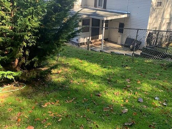 4th image of 589 Verge St