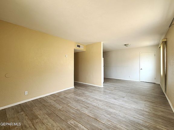 5th image of 5312 Debeers Dr