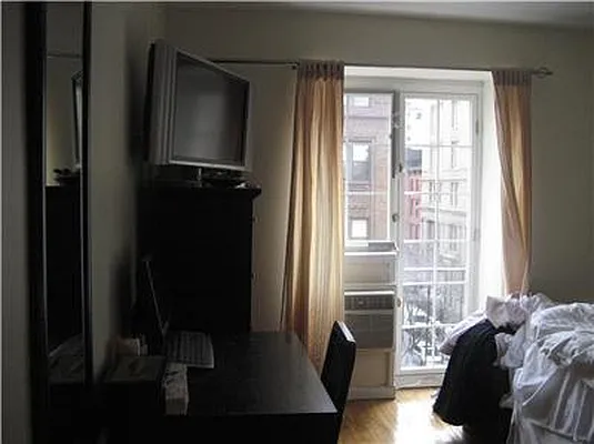Rented by Keller Williams NYC | media 13