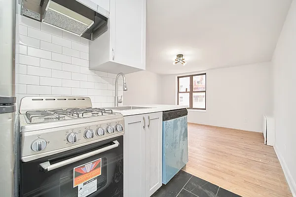 Rented by Living New York | media 11