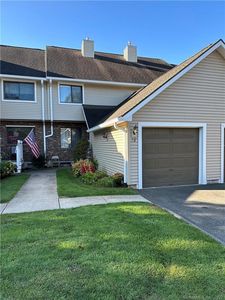 70 Fox Run Court #70, Newington, CT, 06111