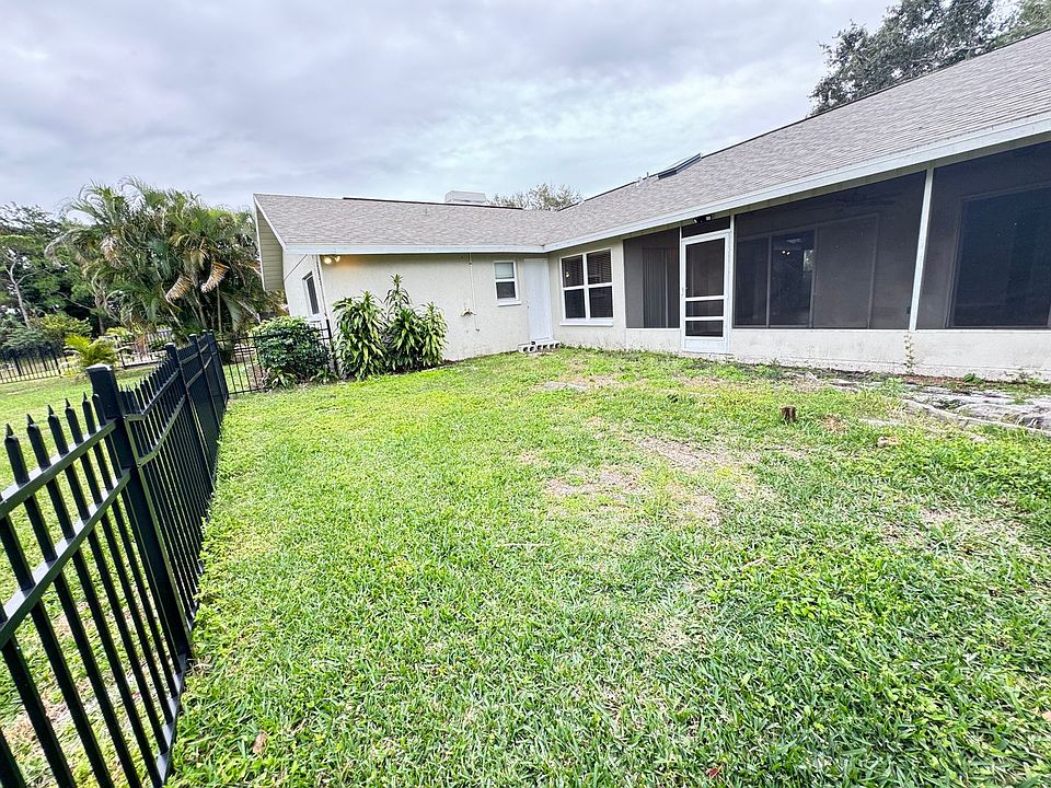 3047 Grafton St, Sarasota, FL 34231 | Zillow