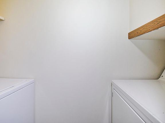 2nd image of 1115 Michigan Ave E APT 7