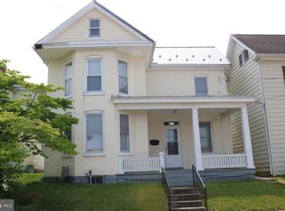 325 S Church St, Waynesboro, PA 17268