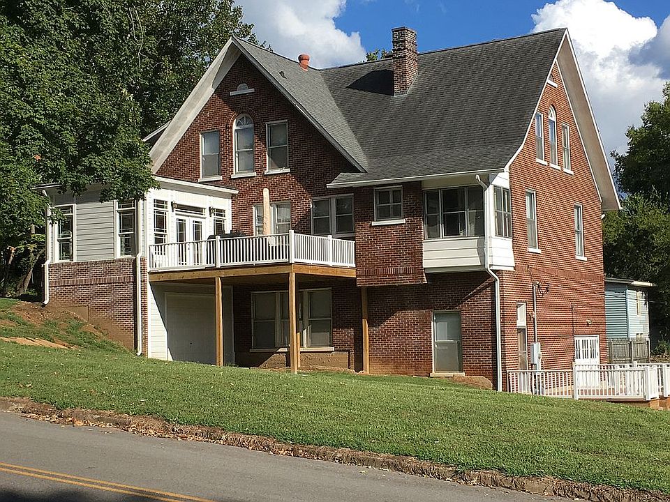 2nd image of 325 Walden Ave