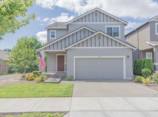 8021 NE 20th St, Vancouver, WA 98664