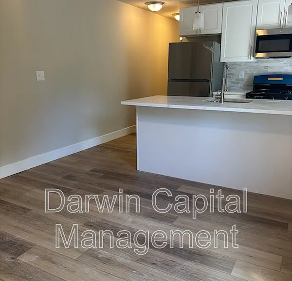 166 East Ave E — Photo 3
