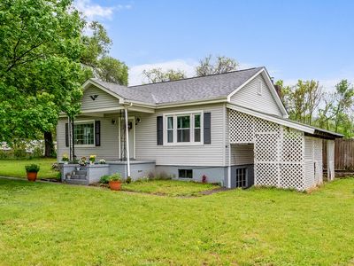 9151 Roanoke Rd, Elliston, VA, 24087