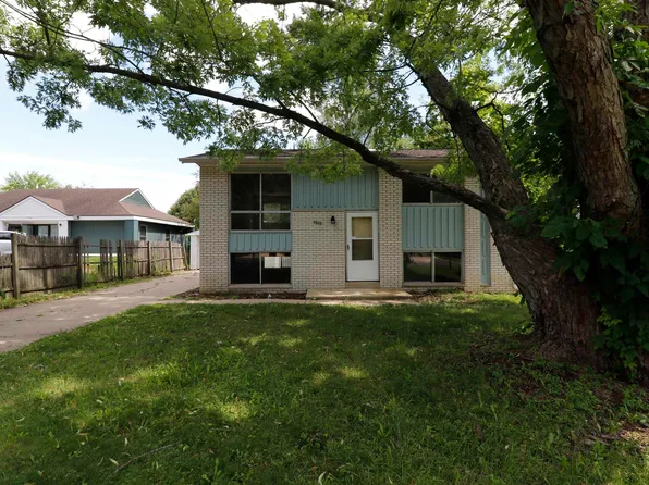 3800 W Brighton Ave, Peoria, IL 61615