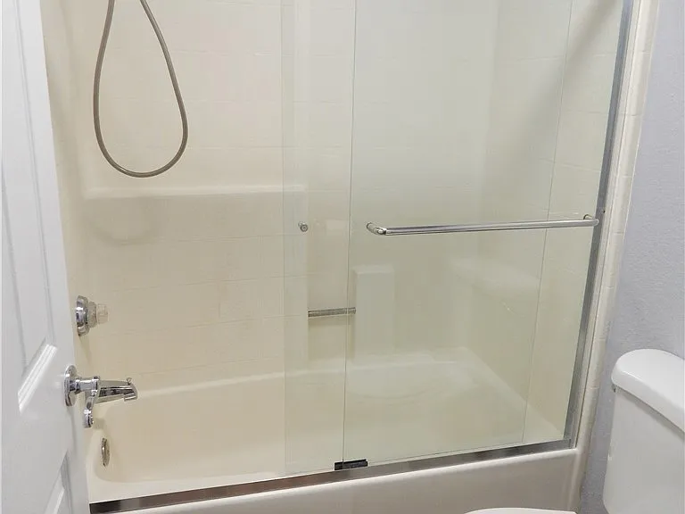 1732 Crystal Canyon Dr — Photo 15