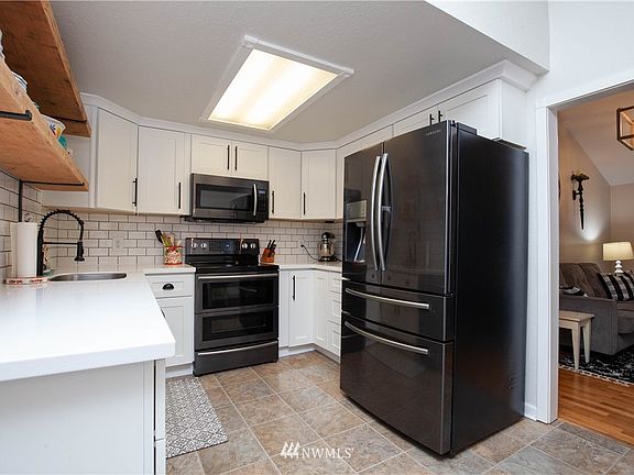 Kitchen was remodeled in 2019