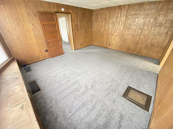 2nd image of 424 N Main St APT B