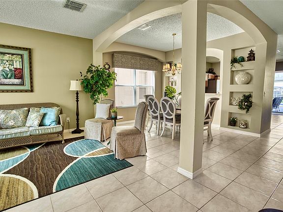 3rd image of 8527 Sunrise Key Dr
