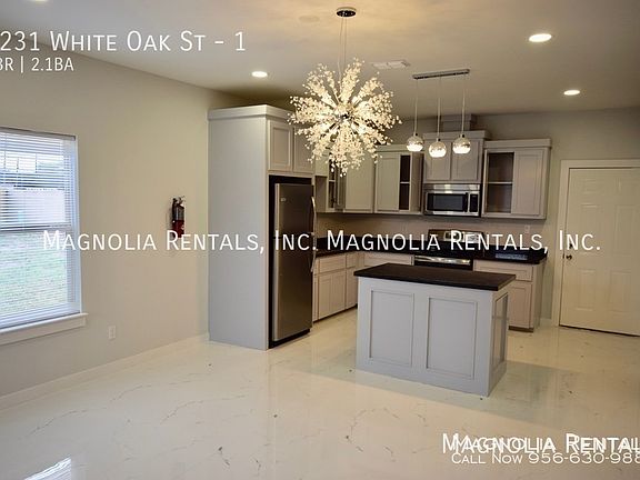3rd image of 1231 Whiteoak Dr #1