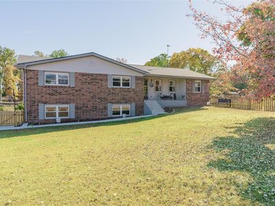 2000 Lilly St, Lebanon, MO, 65536