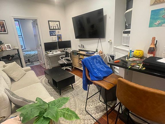 2nd image of 348 W 49th St APT 1B