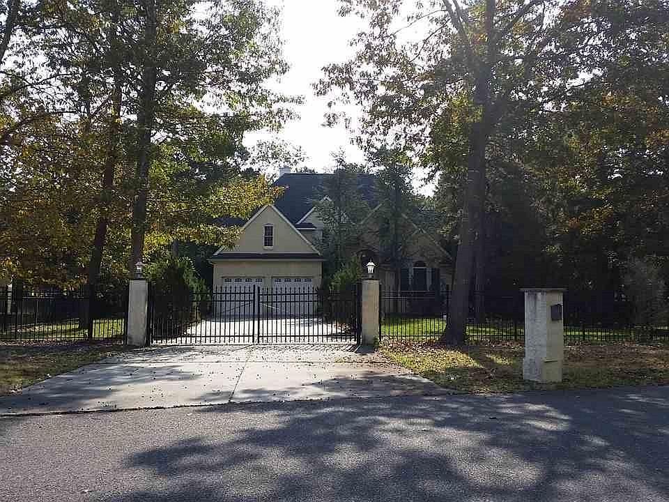 1st image of 510 Heritage Ct