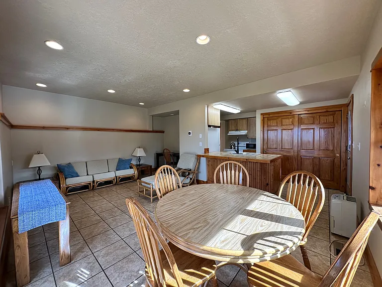 Open concept dining/living area