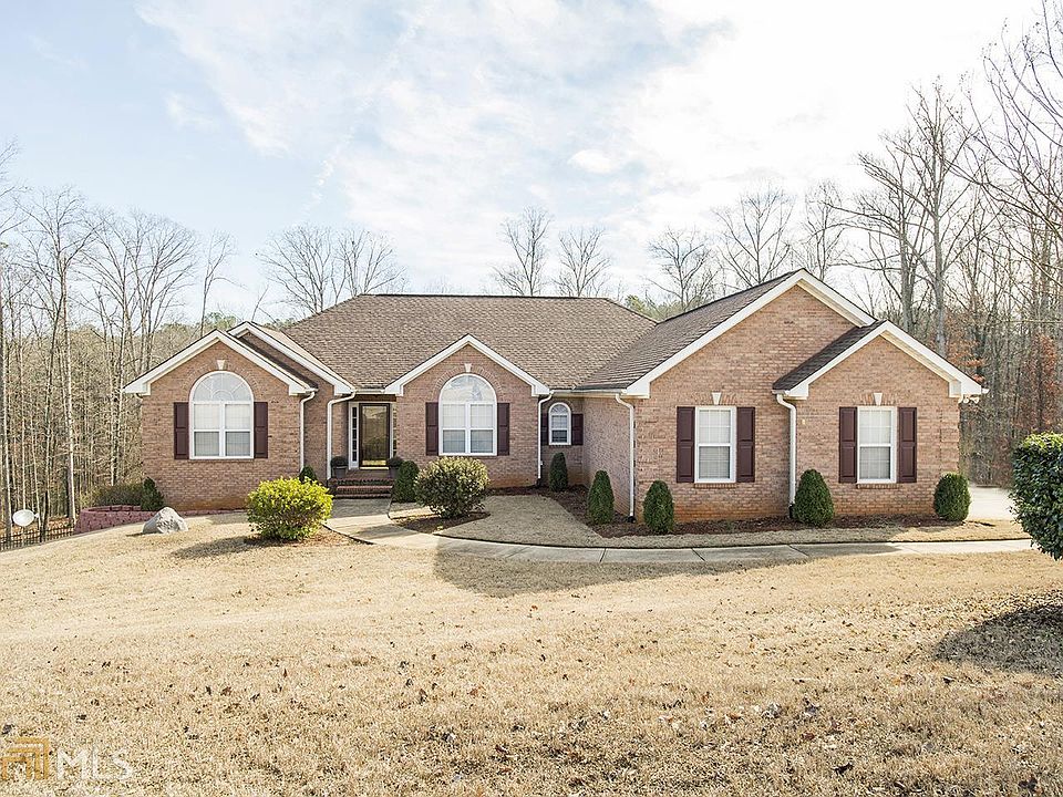 1st image of 210 Ashley Dr