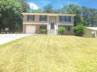 593 Woodbridge Dr, Riverdale, GA 30274
