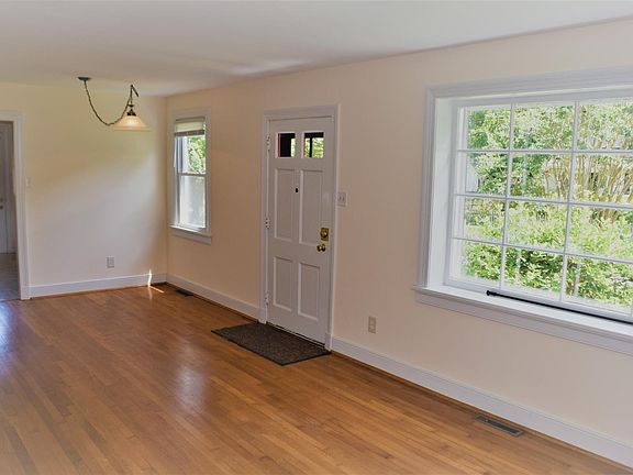 5th image of 608 W 28th St