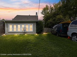 232 N Grace St, Lansing, MI 48917