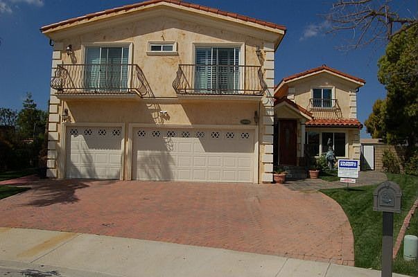 1st image of 28880 Michelle Dr