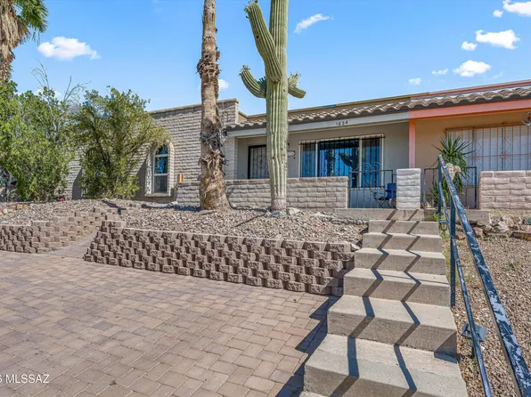 1824 W Caravelle Rd, Tucson, AZ 85713