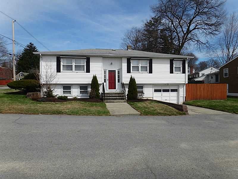 1st image of 32 Belcourt Ave