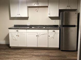 19 Youngs Ave #1L, West Warwick, RI 02893