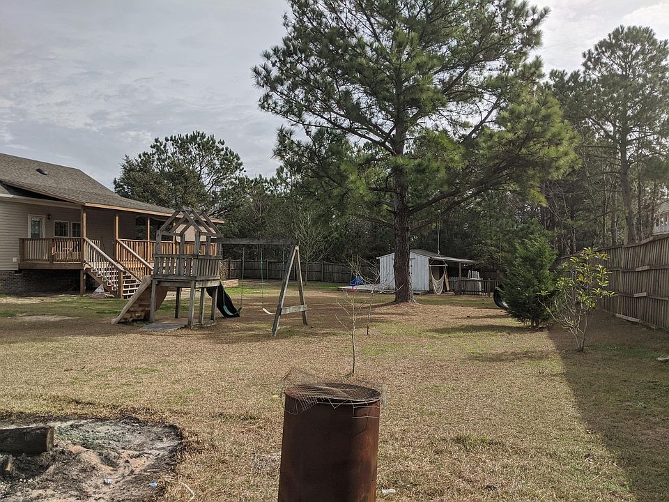 2nd image of 276 Zonnie Ln