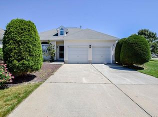 61 Summerhill Dr, Manahawkin, NJ