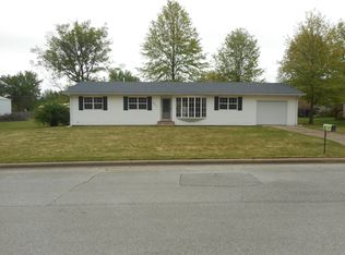 951 Wendy Ln, Carthage, MO 64836