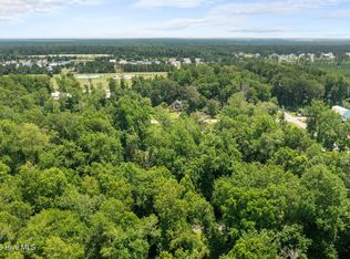 108 Tradewinds Rd, Newport, NC 28570