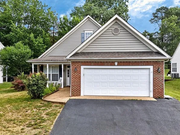 153 Deerwood Rd, Charlottesville, VA 22911