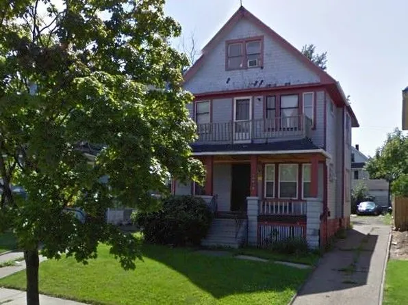 10012 Mount Auburn Ave, Cleveland, OH 44104