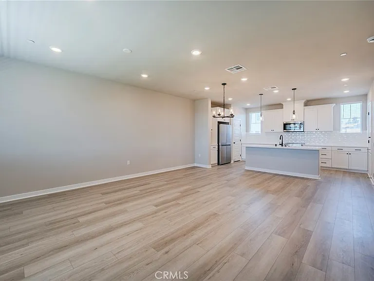 27656 Skyline Ln — Photo 11