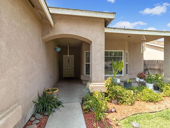 2nd image of 2111 N June Ct