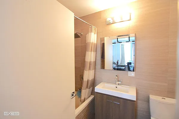 Rented by Citi Habitats | media 8