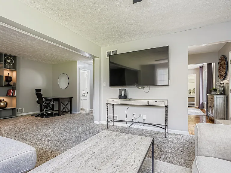 2872 Clearbrook Dr — Photo 9