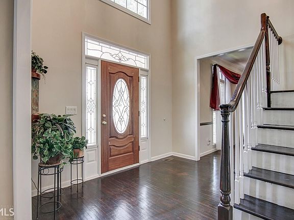 4th image of this home