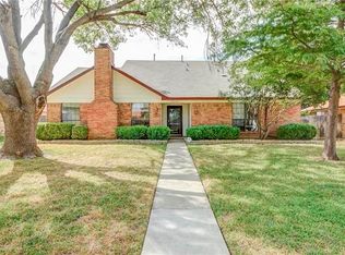 2210 Big Bend Dr, Carrollton, TX 75007