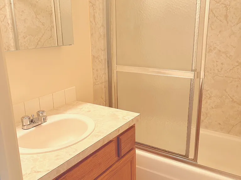 6854 NE Multnomah St #6854 — Photo 17