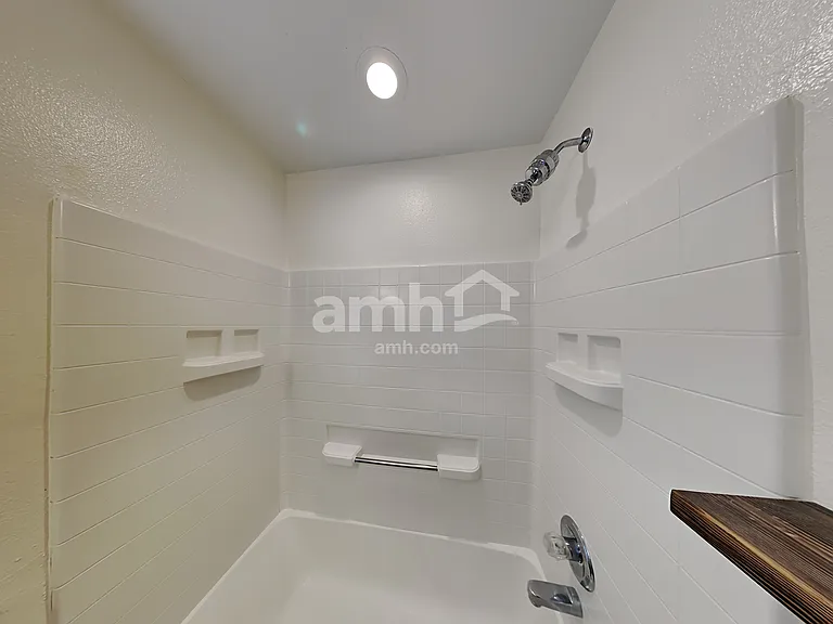10031 Dillon Cir — Photo 12