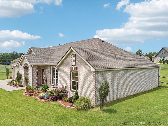 4th image of 21864 Westin Park Ln