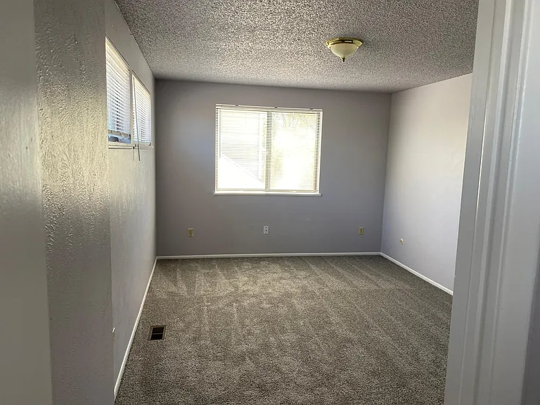 11867 Jackson Cir — Photo 2