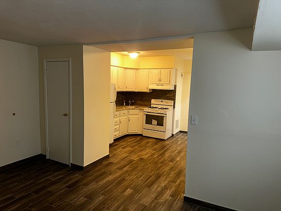 2nd image of 178 Braisted Ave